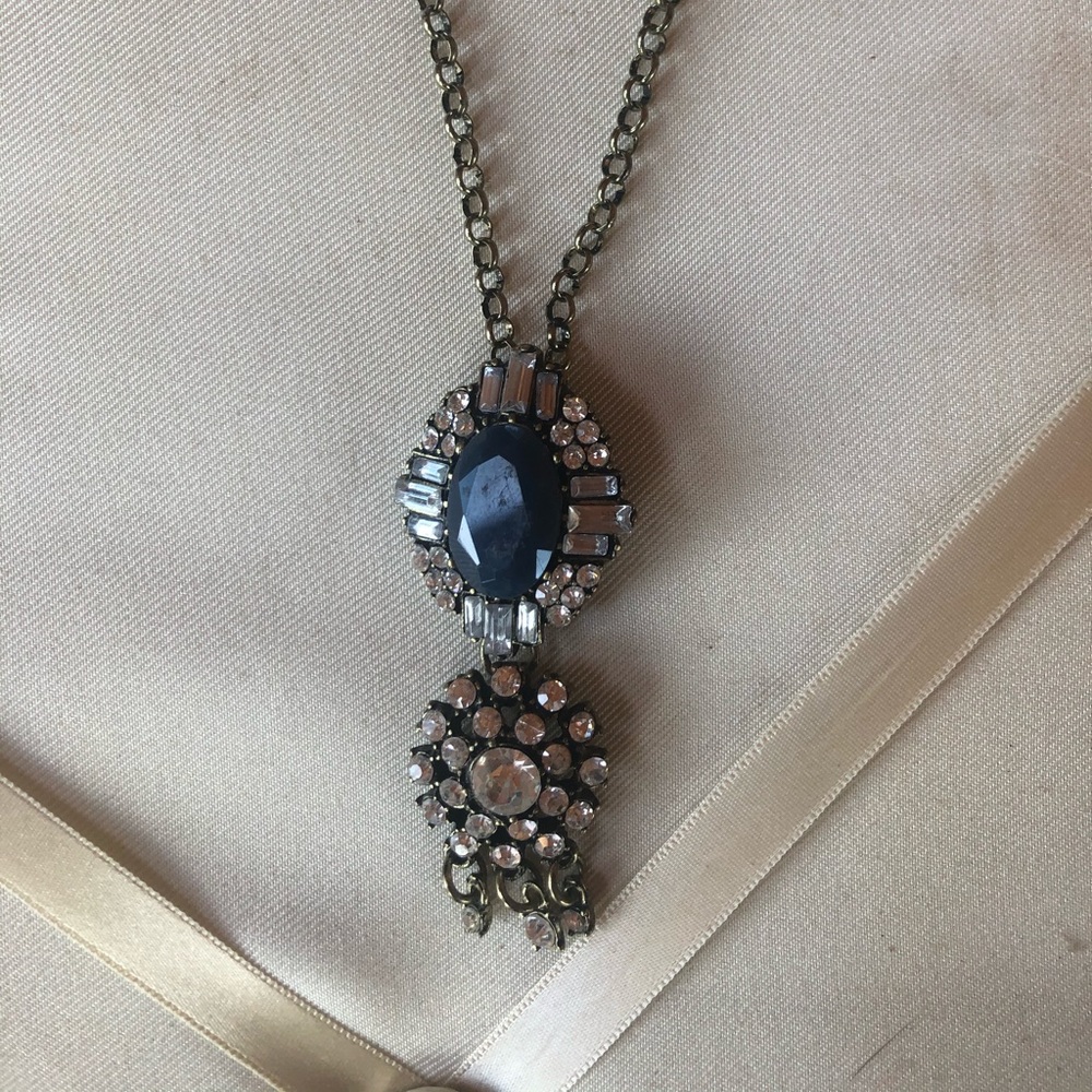 Statement necklace